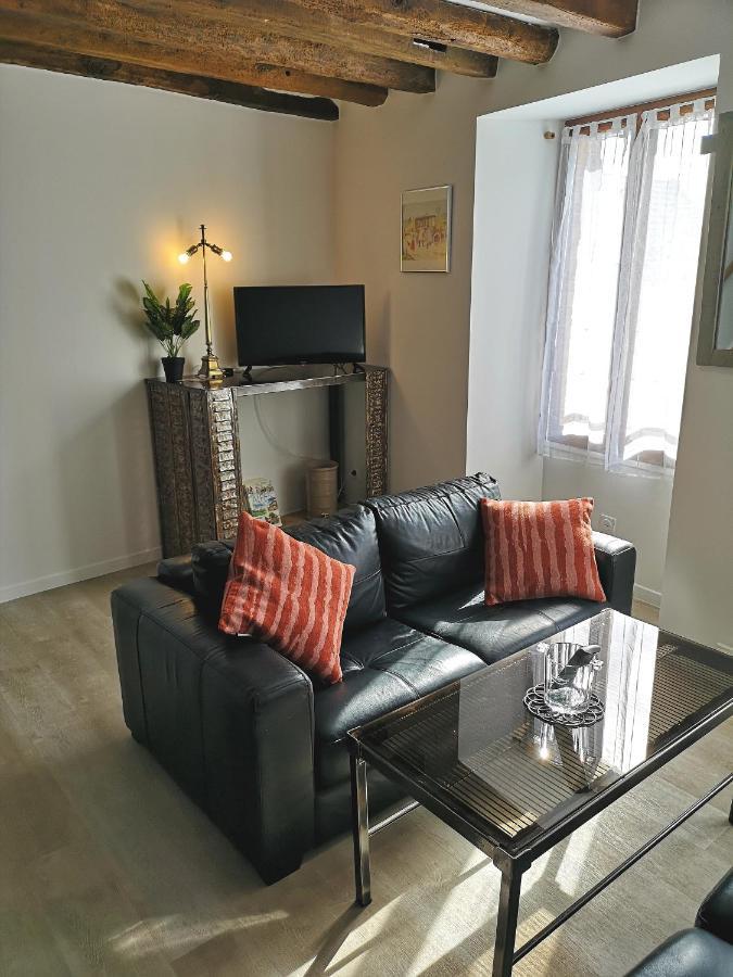 Cottage Au Terminus 3 Climatise โอต์วิลเลส์ ภายนอก รูปภาพ
